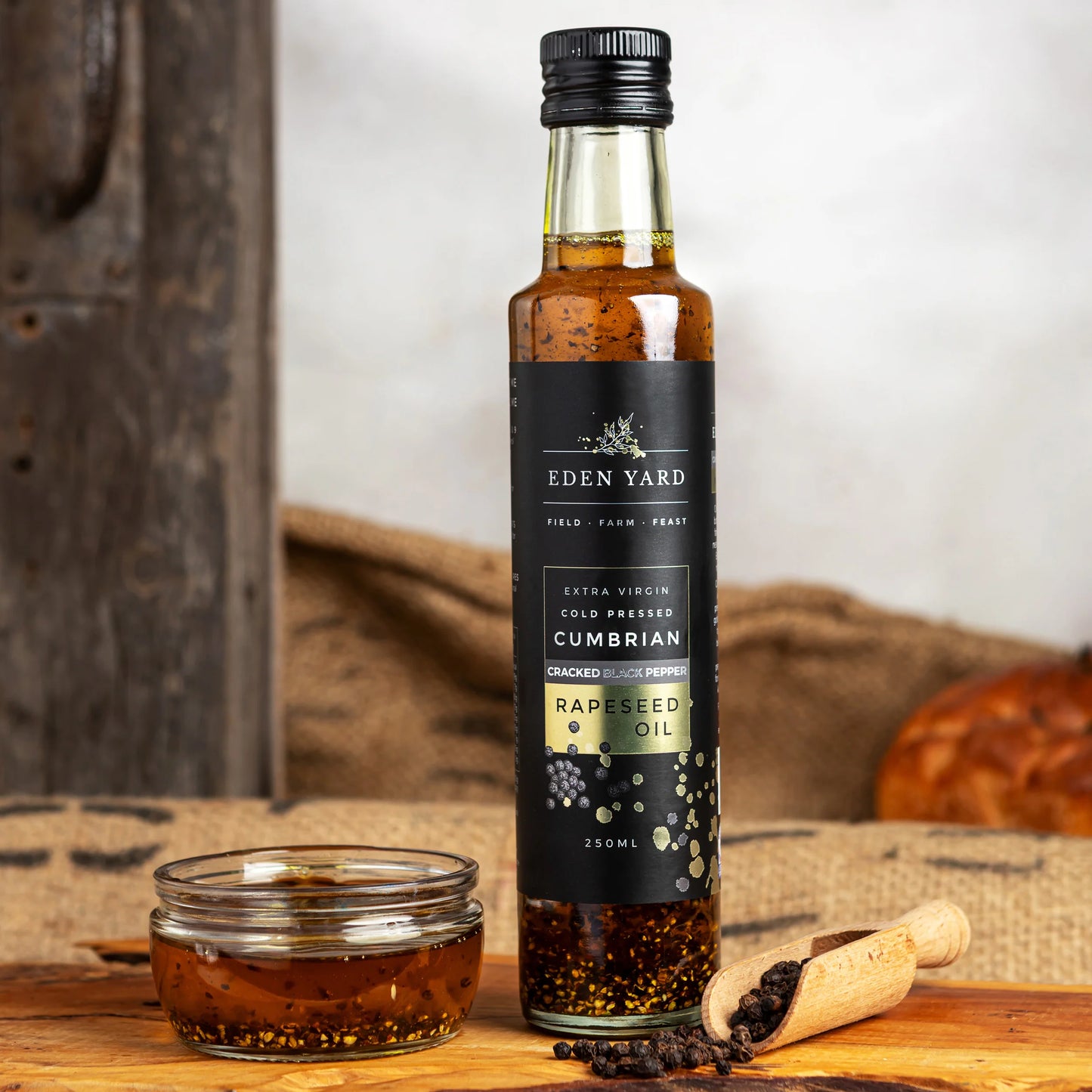 Eden Yard Cracked Black Pepper Rapeseed Oil 250ml